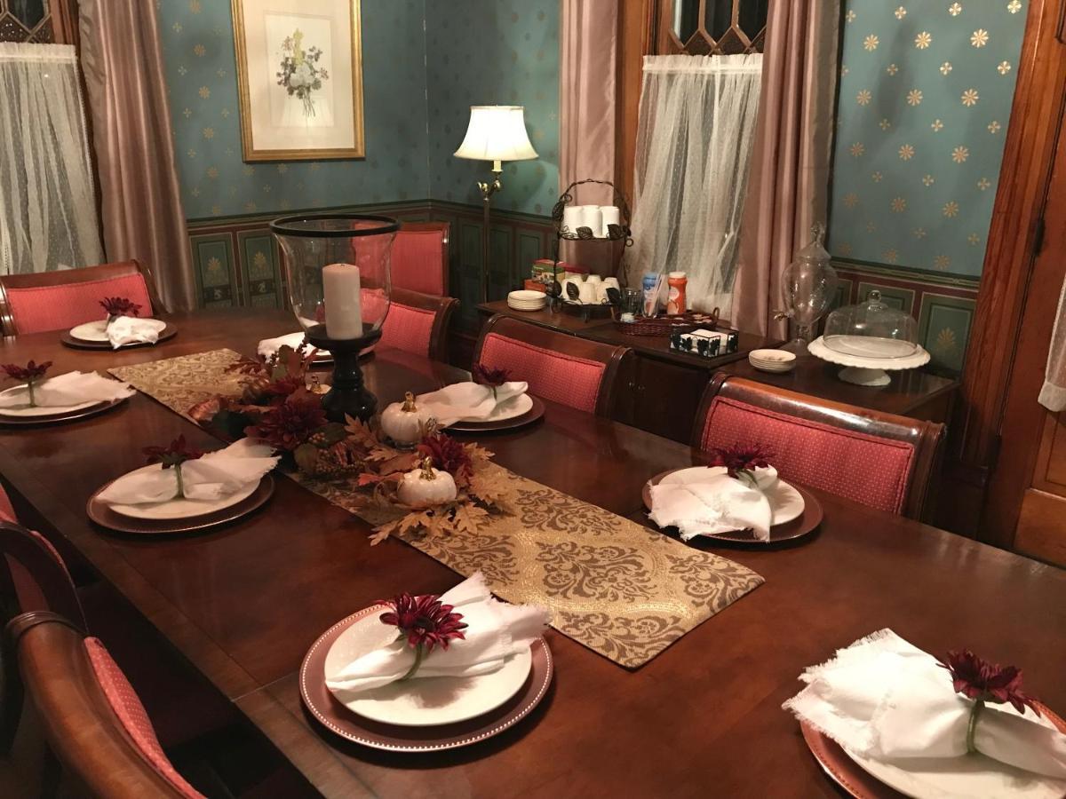 The Nauvoo Grand Bed & Breakfast Exterior photo